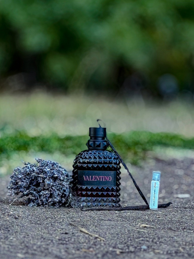 Valentino Born in Roma Intense