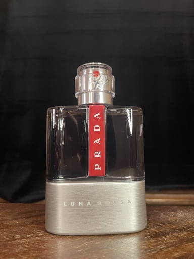 Prada Luna Rossa